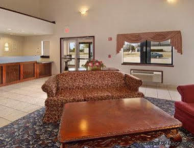 Hotel Super 8 By Wyndham Perry Exterior foto